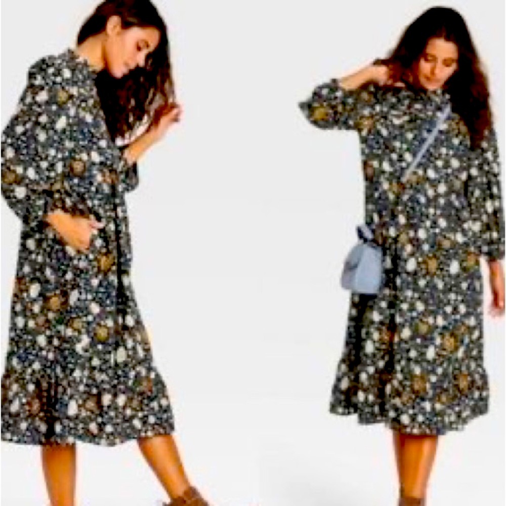 WOMEN'S LONG SLEEVE DRESS - UNIVERSAL THREAD